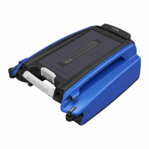 Betta SE Solar-Powered Robotic Pool Skimmer